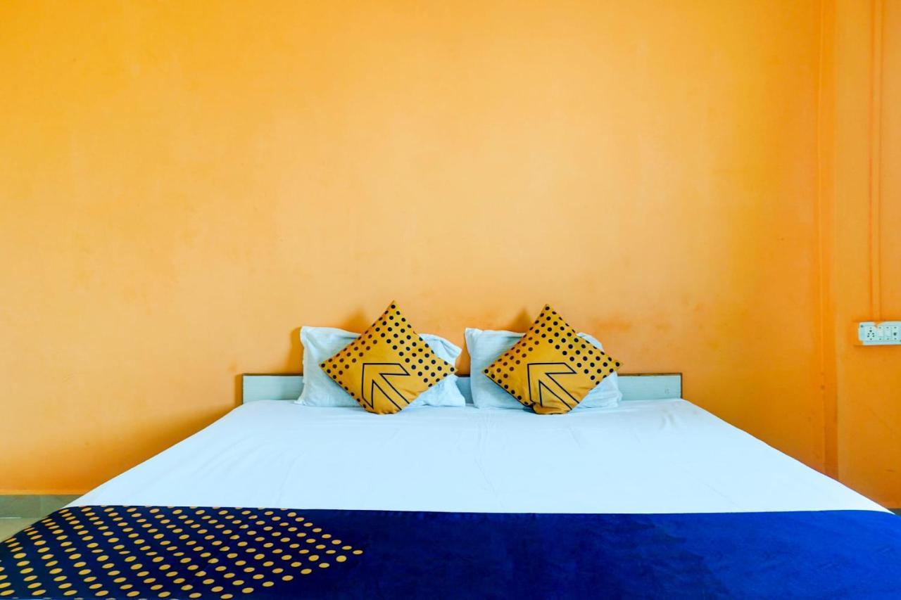 Spot On 82626 Hotel Shivtara Morgaon Exterior photo