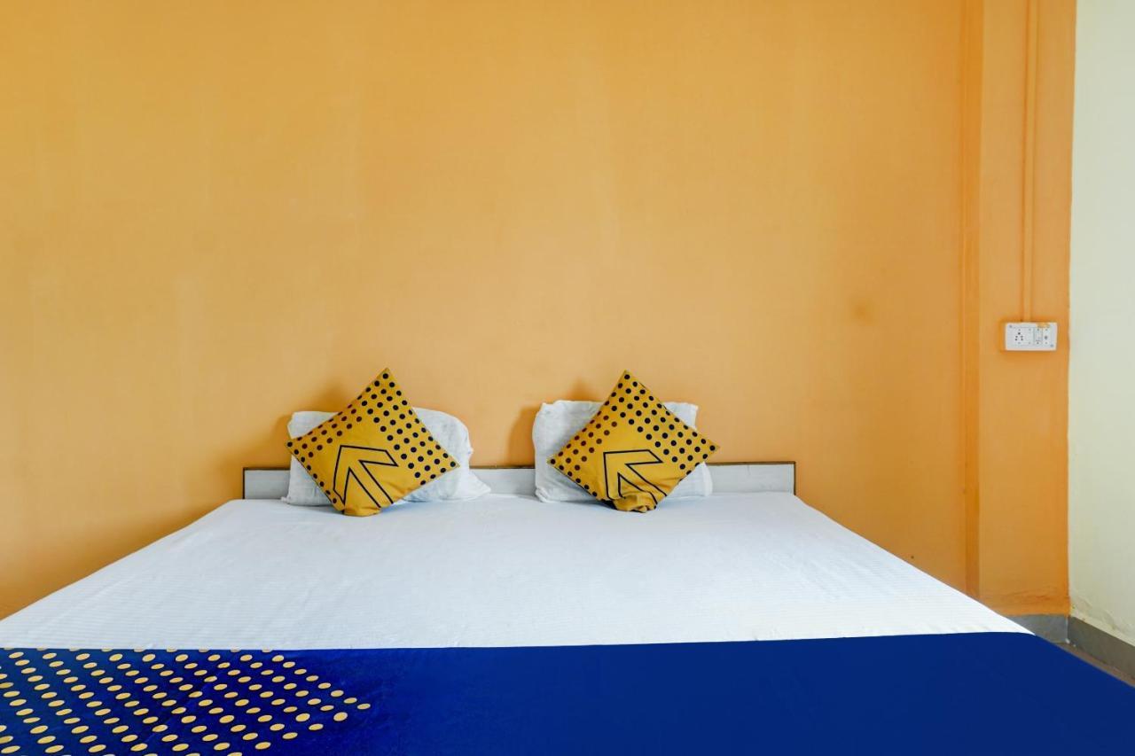 Spot On 82626 Hotel Shivtara Morgaon Exterior photo
